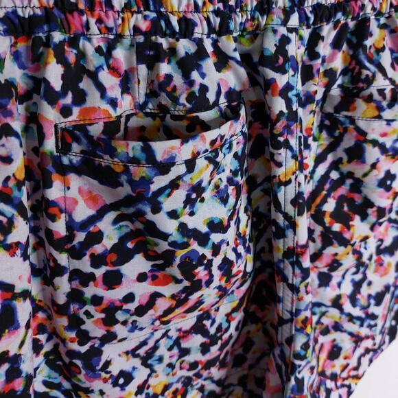 Athleta Sway Shorts Lightweight Rainbow Elastic Waist Zip Pockets 14 - Picture 6 of 8